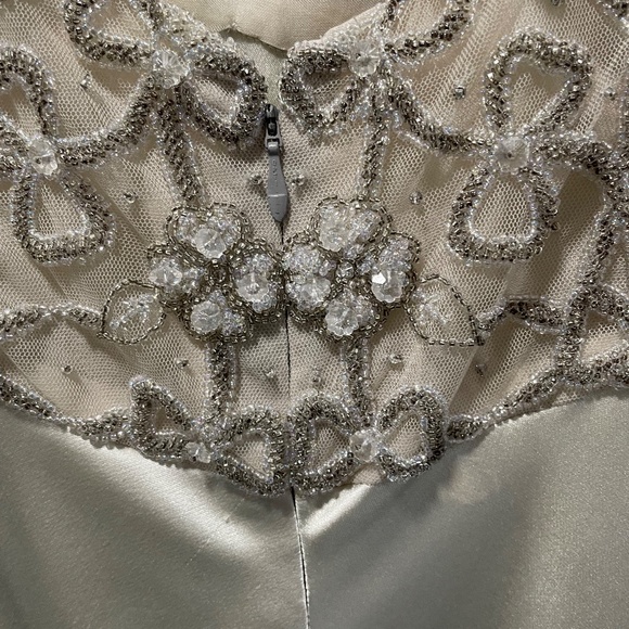 Celeste Couture Gorgeous Dress Norman LeNain Shawl - Picture 5 of 12